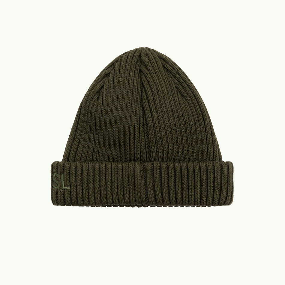 Beanie hat "LYUTYI"