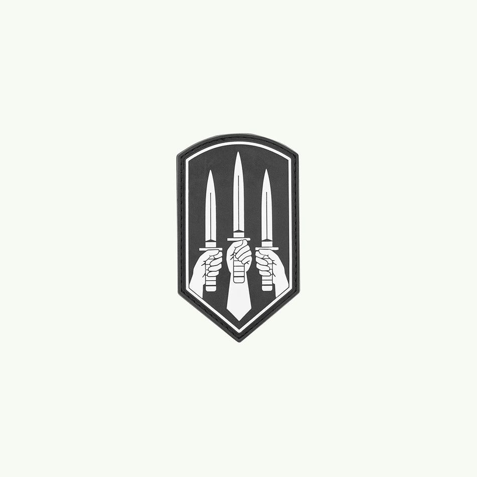 Патч "THREE SWORDS"