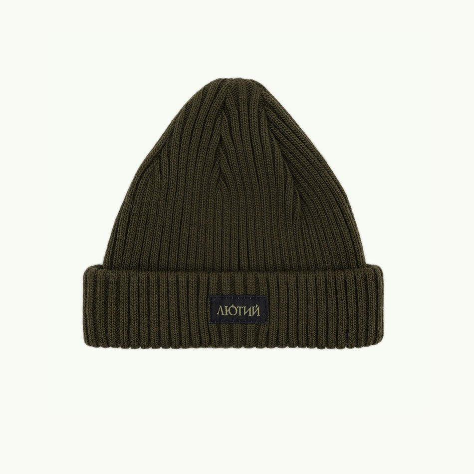 Beanie hat "LYUTYI"